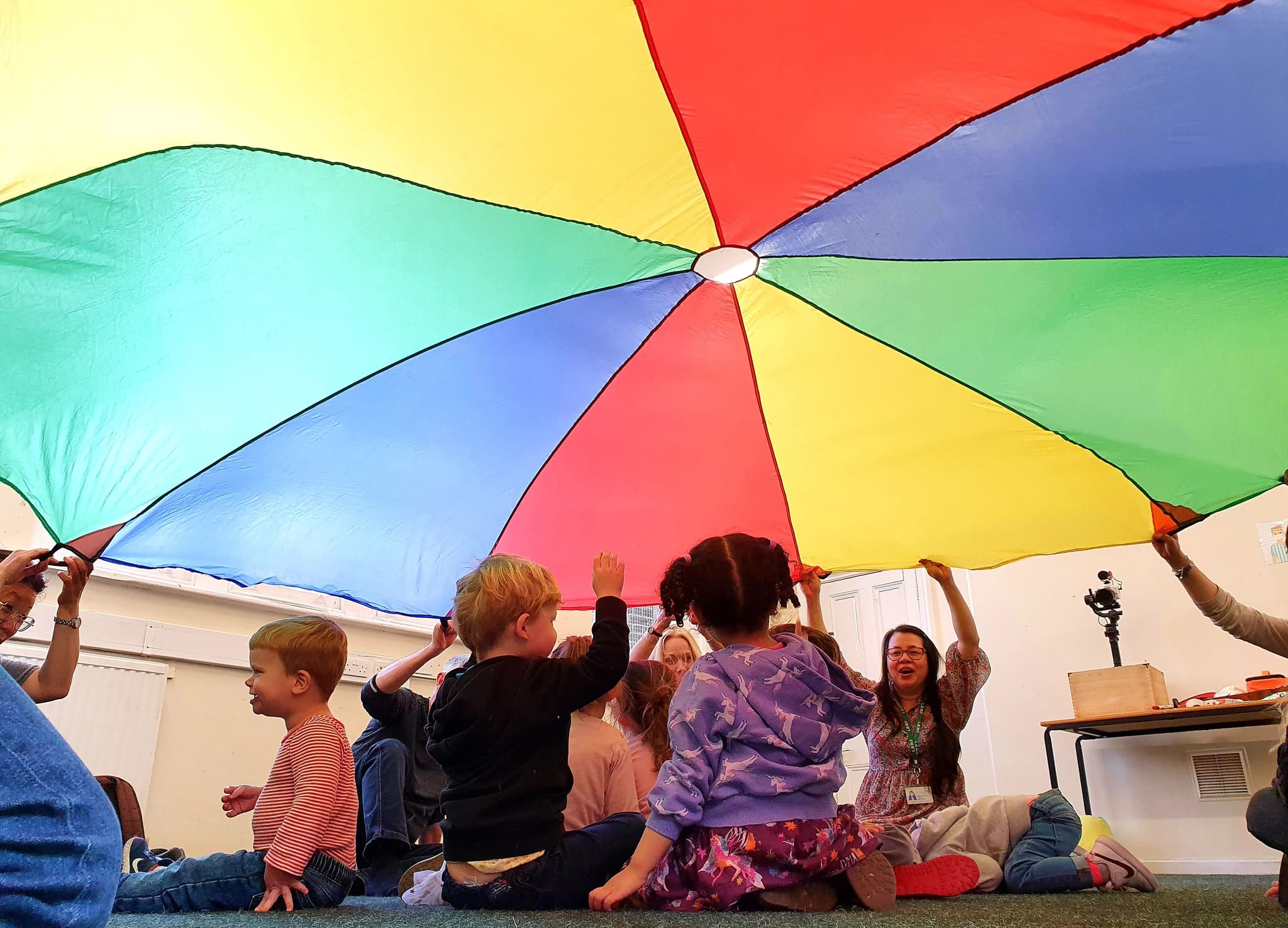 Mini Musicians baby and toddler group with parachute